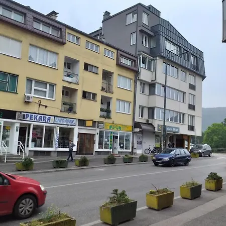 Trosoban Sarajevo, Ilidza Centar *