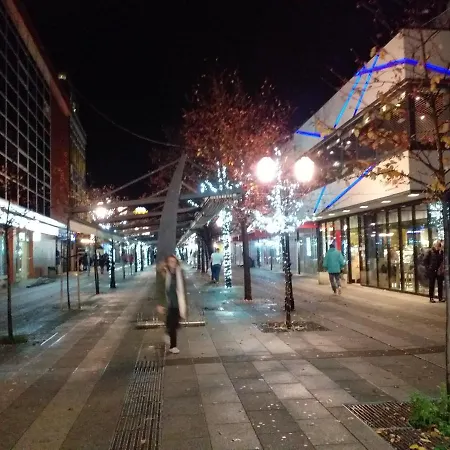 Trosoban Sarajevo, Ilidza Centar