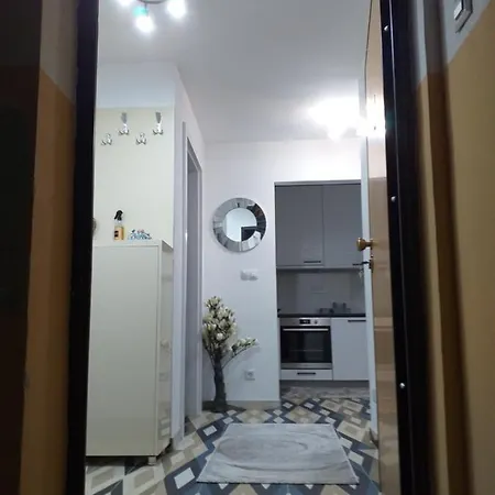 Trosoban Sarajevo, Ilidza Centar Saraybosna