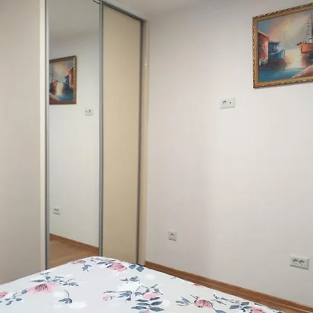 Trosoban Sarajevo, Ilidza Centar *