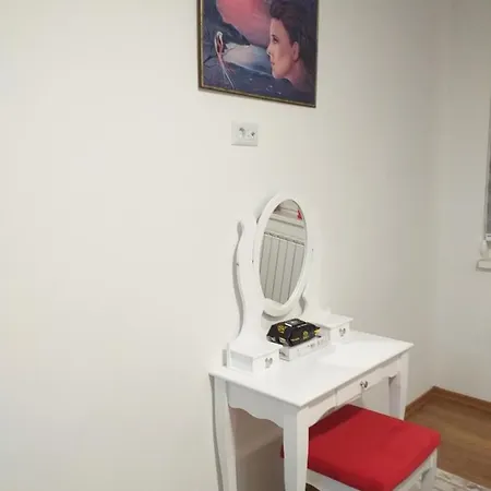 Daire Trosoban Sarajevo, Ilidza Centar *