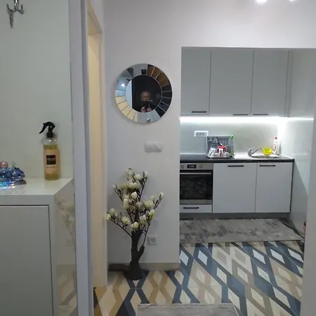 Trosoban Sarajevo, Ilidza Centar