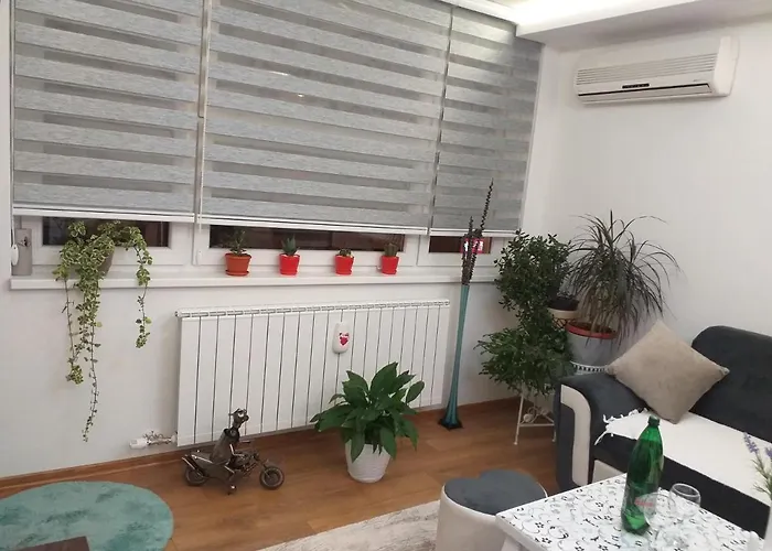 דירה Trosoban Sarajevo, Ilidza Centar סראייבו