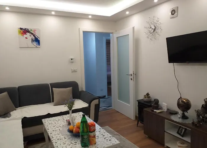 Trosoban Sarajevo, Ilidza Centar סראייבו