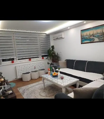 Trosoban Sarajevo, Ilidza Centar דירה