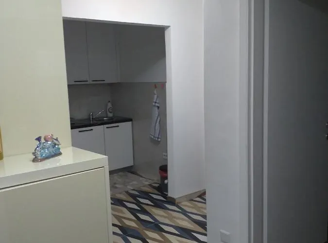 Trosoban Sarajevo, Ilidza Centar *