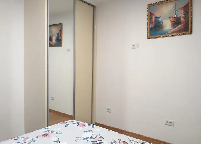 Trosoban Sarajevo, Ilidza Centar *