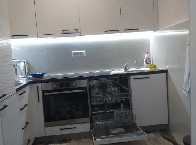 דירה Trosoban Sarajevo, Ilidza Centar *