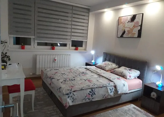 דירה Trosoban Sarajevo, Ilidza Centar סראייבו