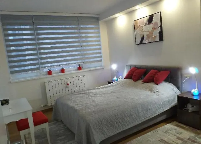 Trosoban Sarajevo, Ilidza Centar סראייבו