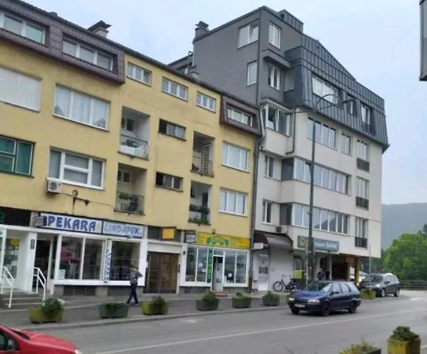 Trosoban Sarajevo, Ilidza Centar דירה *